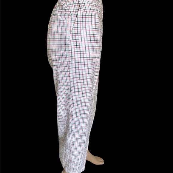 Burberry Pants 
Golf Capri Color: ivory/Red/grey| Size: 8 - Picture 3 of 13